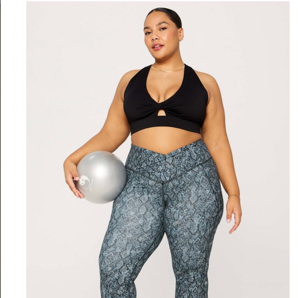 Fabletics Oasis Twist Medium Impact Sports Bra sz XL
